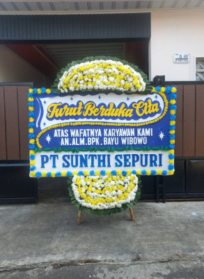 Papan Bunga Duka di Muncul