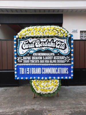 Papan Bunga Duka di Muncul